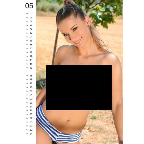 Girls 2001 - erotický kalendář