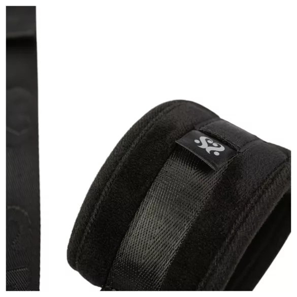 Sei Mio - pouta a obojek - ruce za zády - černá